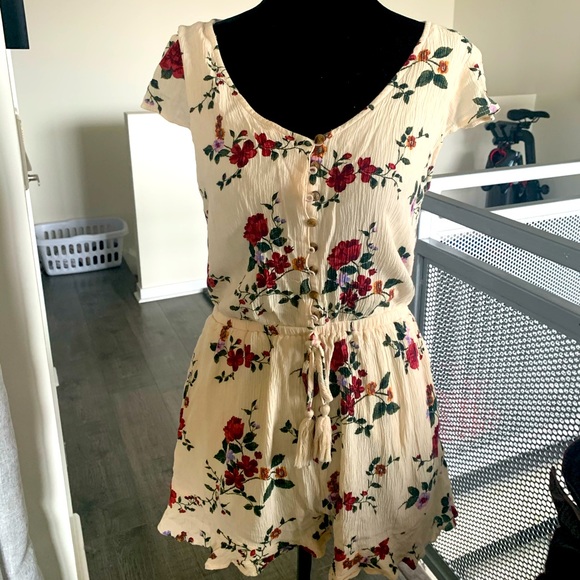 American Eagle Romper - Picture 1 of 2